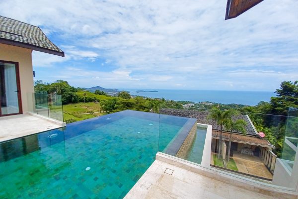 High quality newly built 3 bedroom villa with stunning sea view in prime location of Chaweng Noi (easy access)-VIL0113